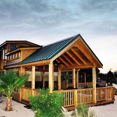 Pirate Cove Resort & Marina Нидлс Экстерьер фото